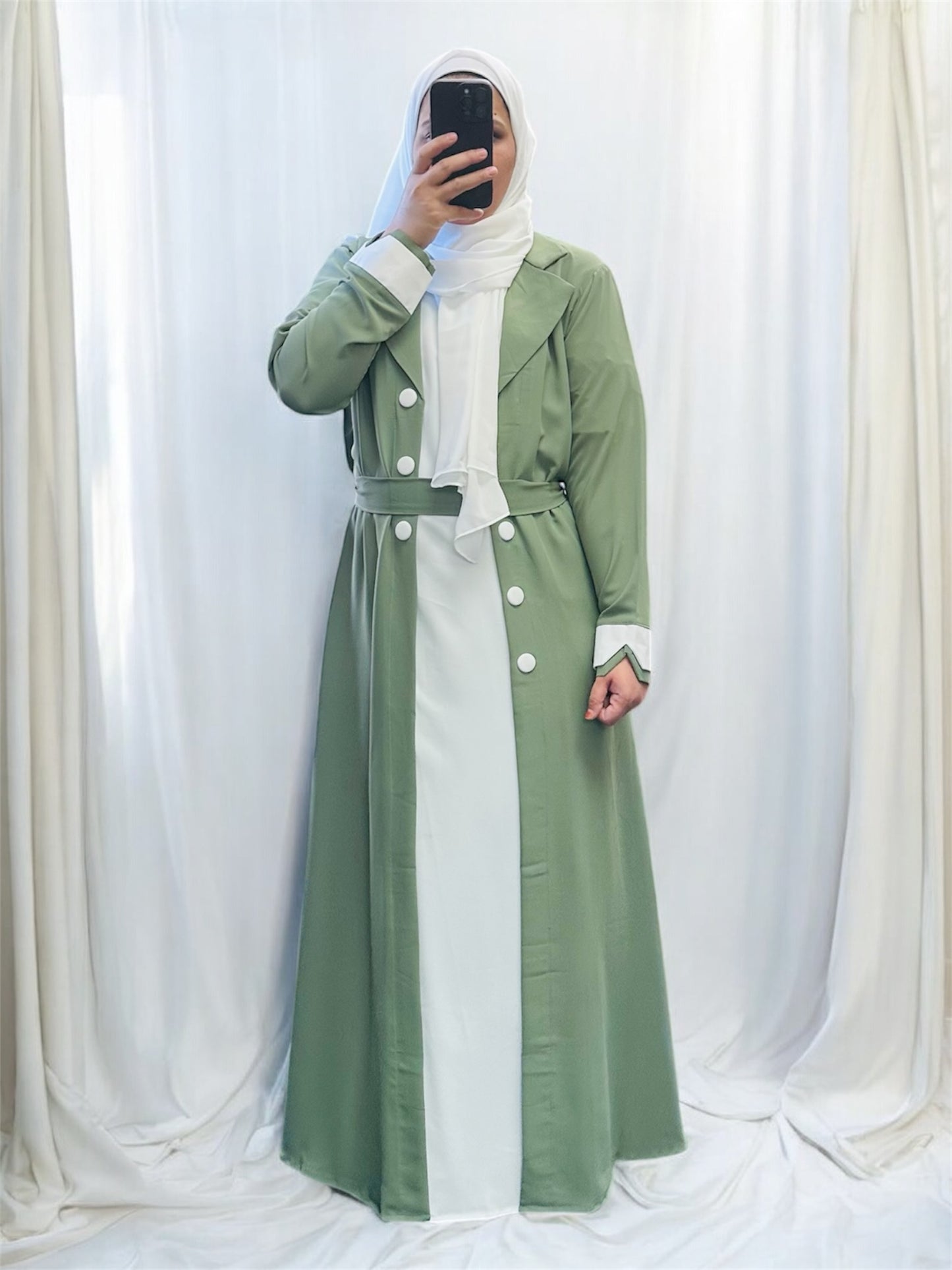 Zainab Abaya