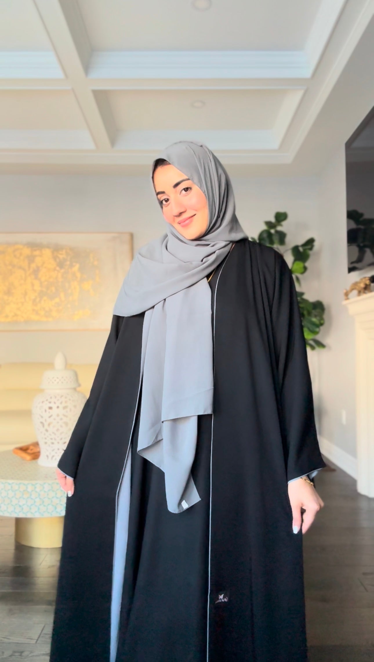 Reversible Abaya- Grey/Black
