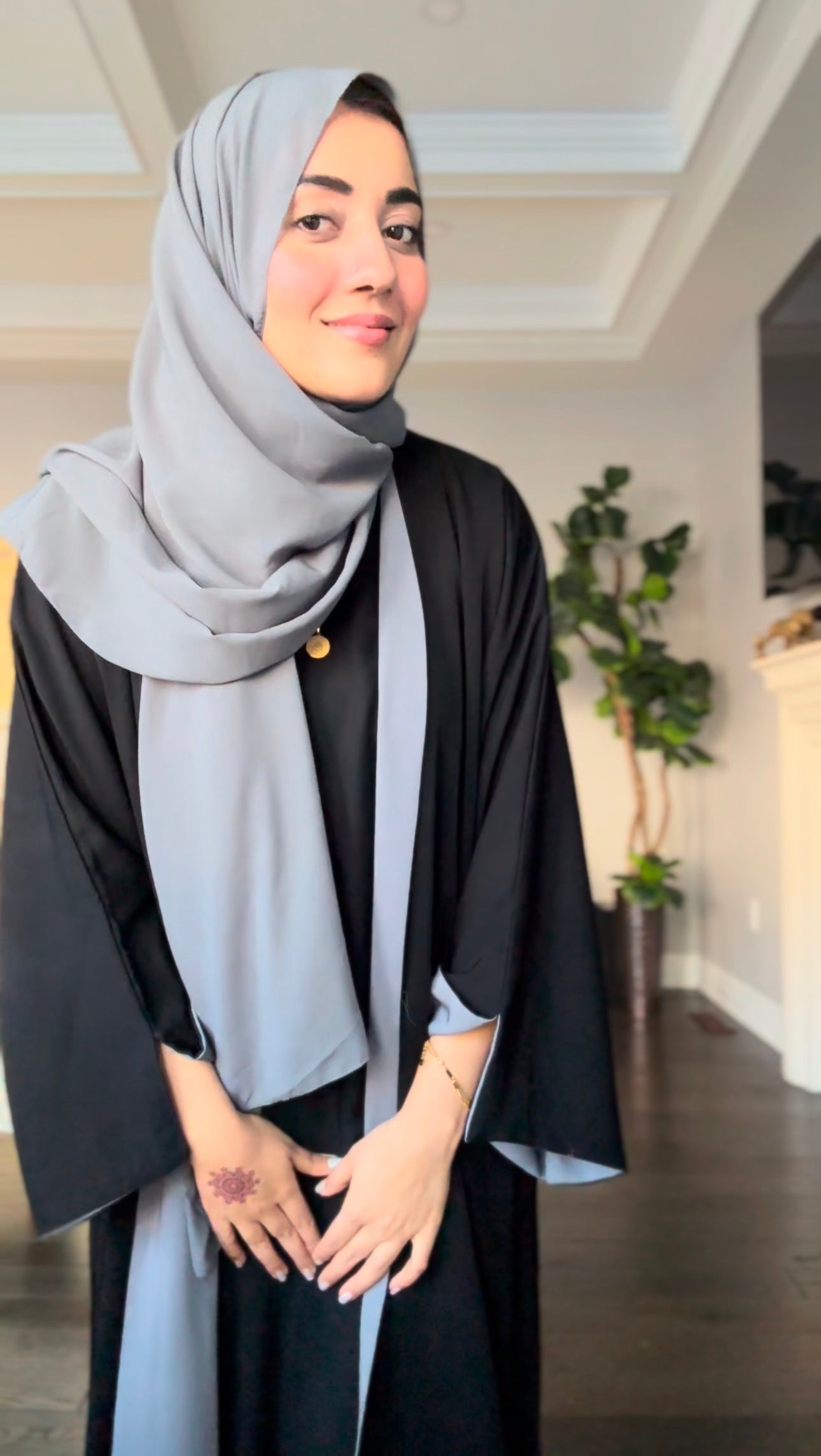 Reversible Abaya- Grey/Black