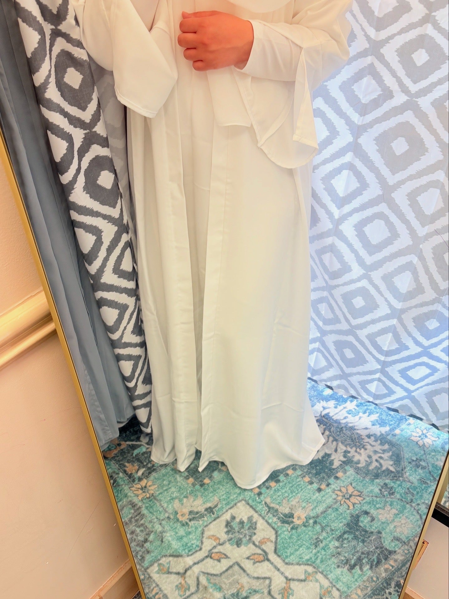 Essential Abaya- White 4 piece set