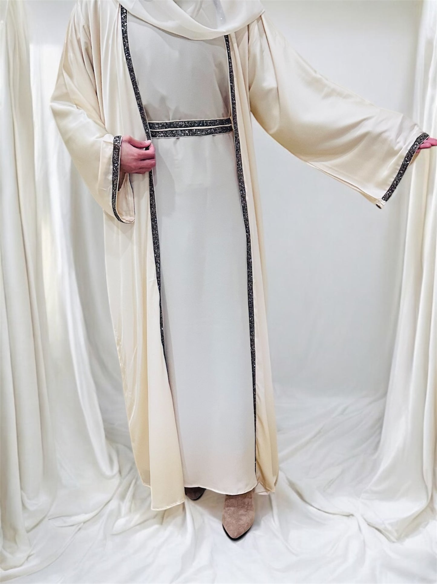 Sarah Diamond Abaya-Beige