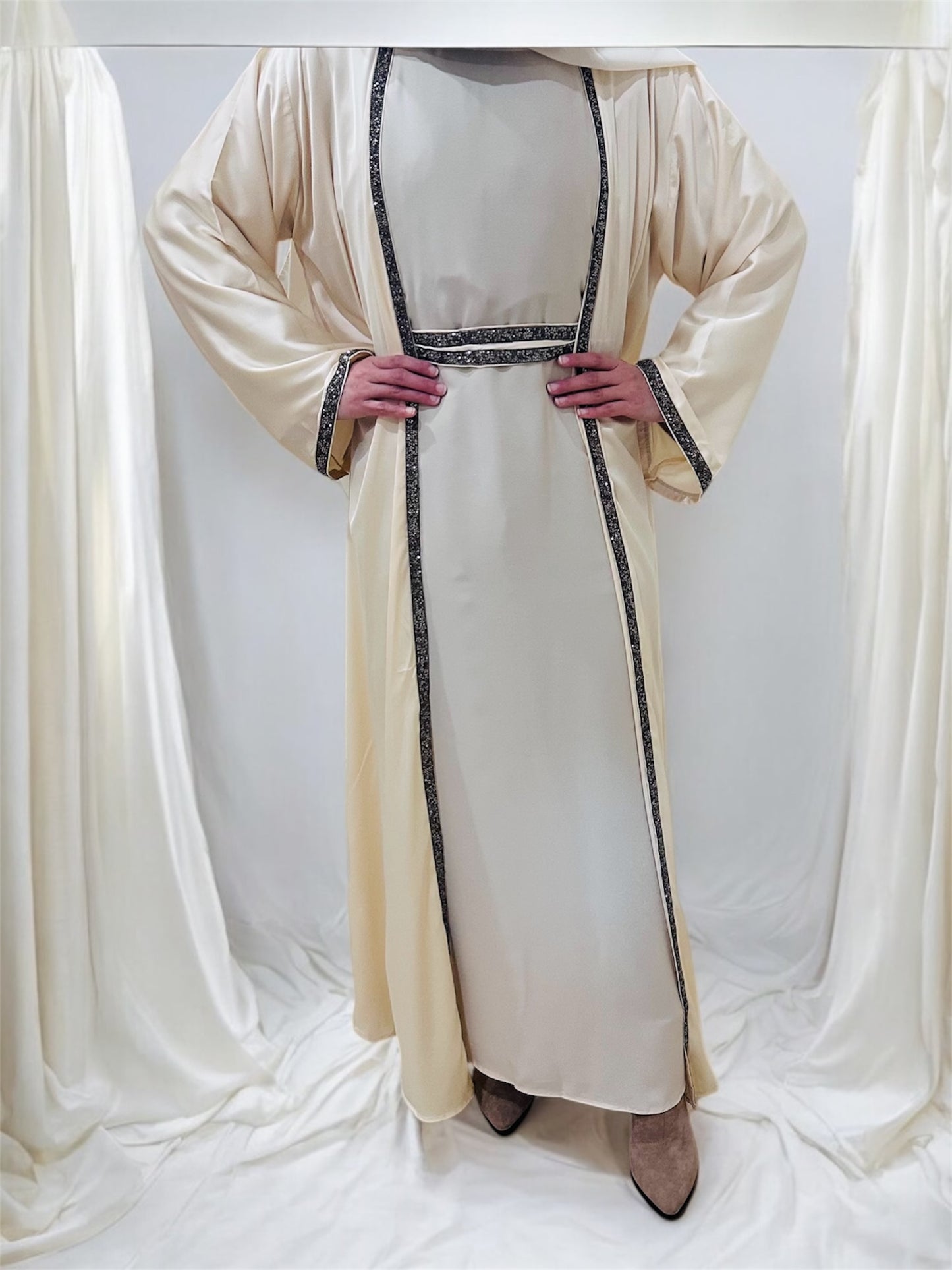 Sarah Diamond Abaya-Beige